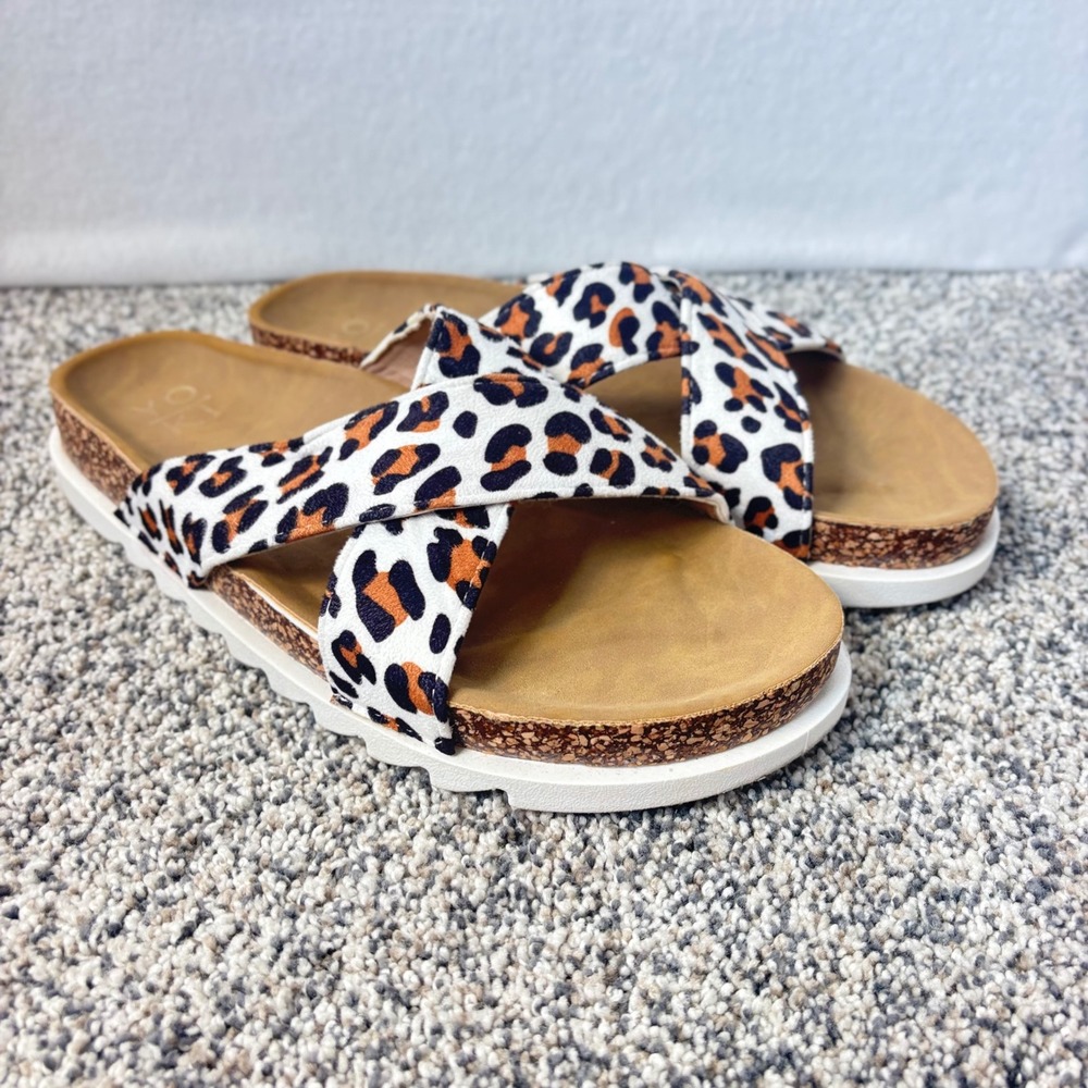 Yokki Womens Leopard Print Crisscross Slide Sandals Platform Lug Sole Size 9
